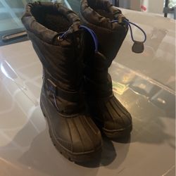 Size 2 Snow Boots 