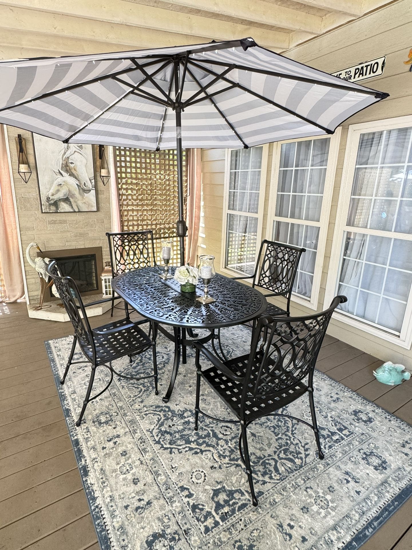 Cast aluminum Patio furniture FREE BRAND NEW UMBRELLA FREE DELIVERY