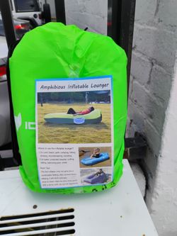 AMPHIBIOUS INFLATABLE LOUNGER