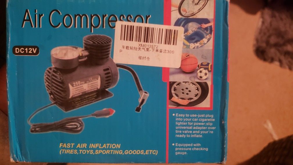 Tire air compressor