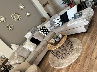 Sectional Couch 