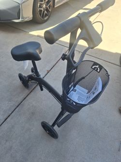 Seated knee scooter brand new