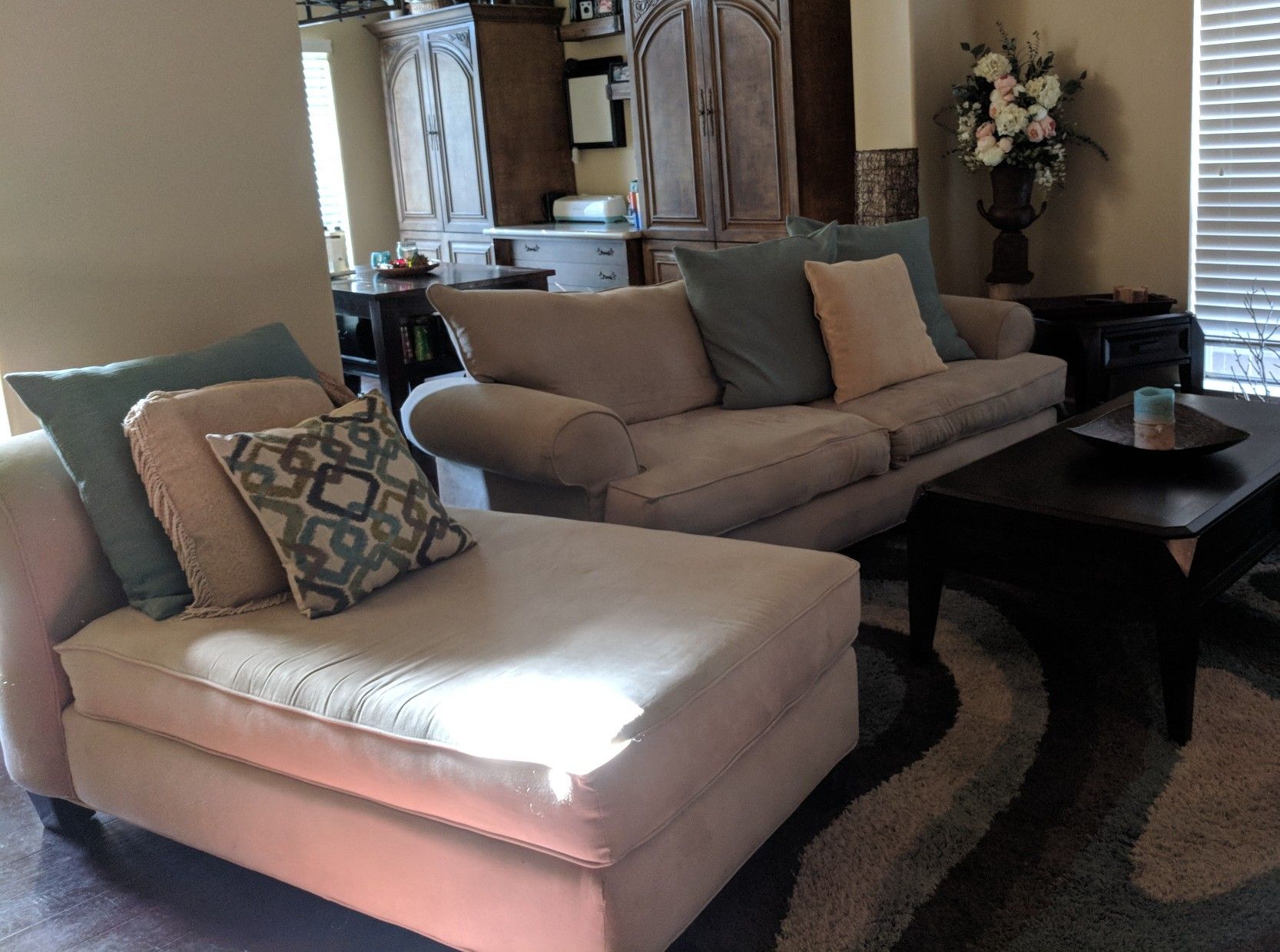 Beige Hillcraft Furniture Sofa/Couch and chaise lounge set