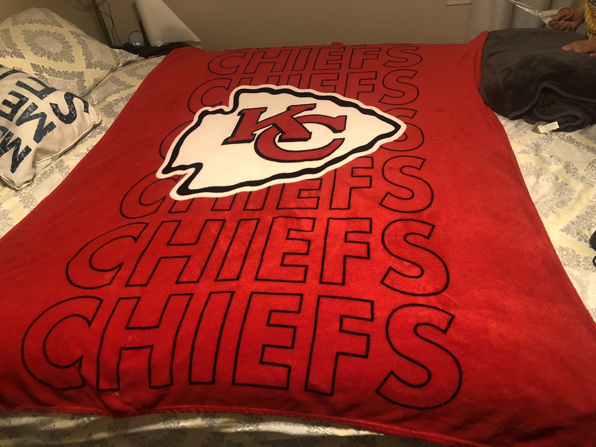 Kansas City Chiefs Throw Blanket Approximately 6 Feet Length X 53 Inches Wide