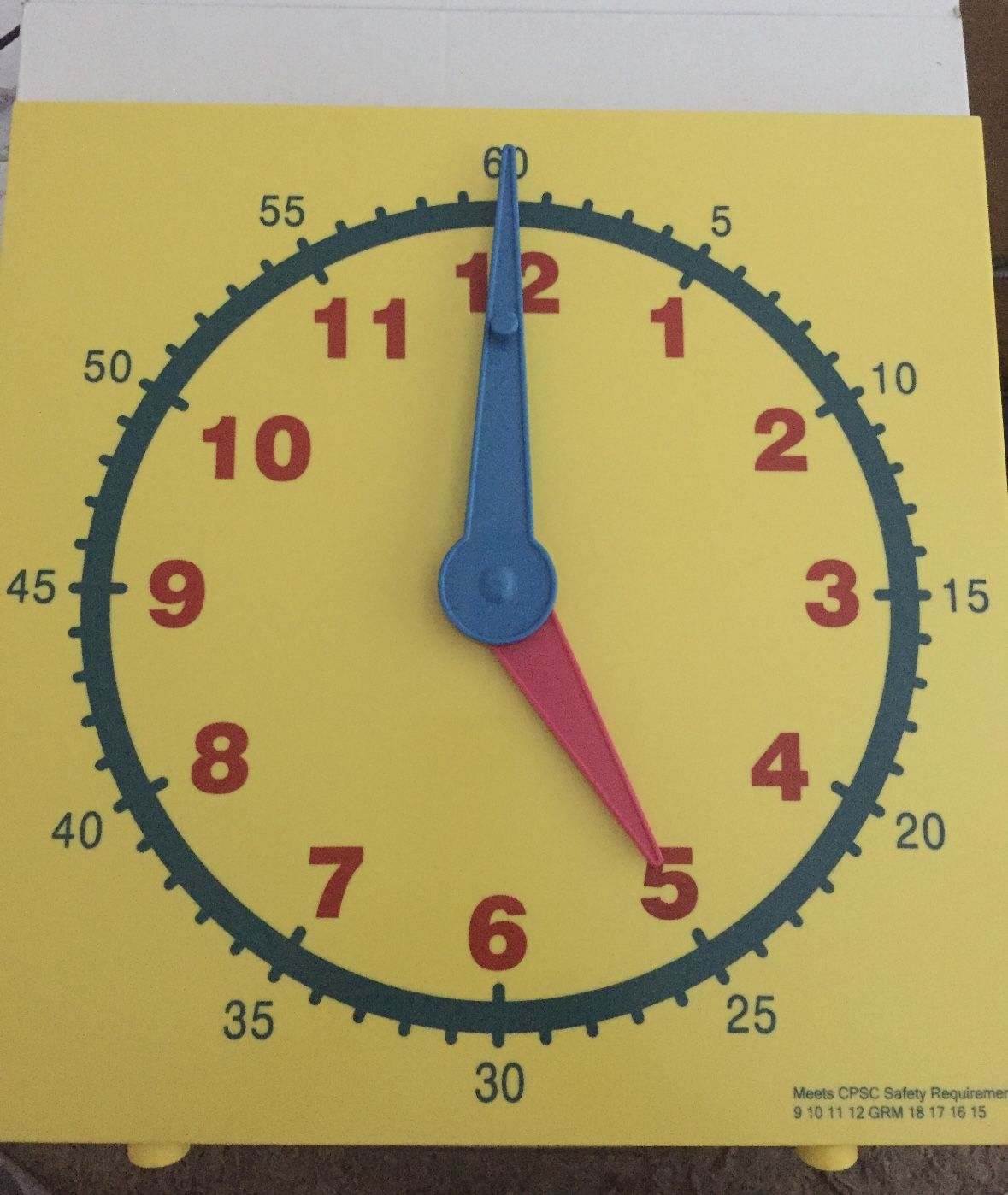 Large Clock New In Box 14x14 Inches To Teach Kids To Tell Time