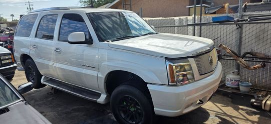 2003 Cadillac Escalade