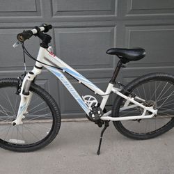 24" Specialized Hotrock Kids MTB