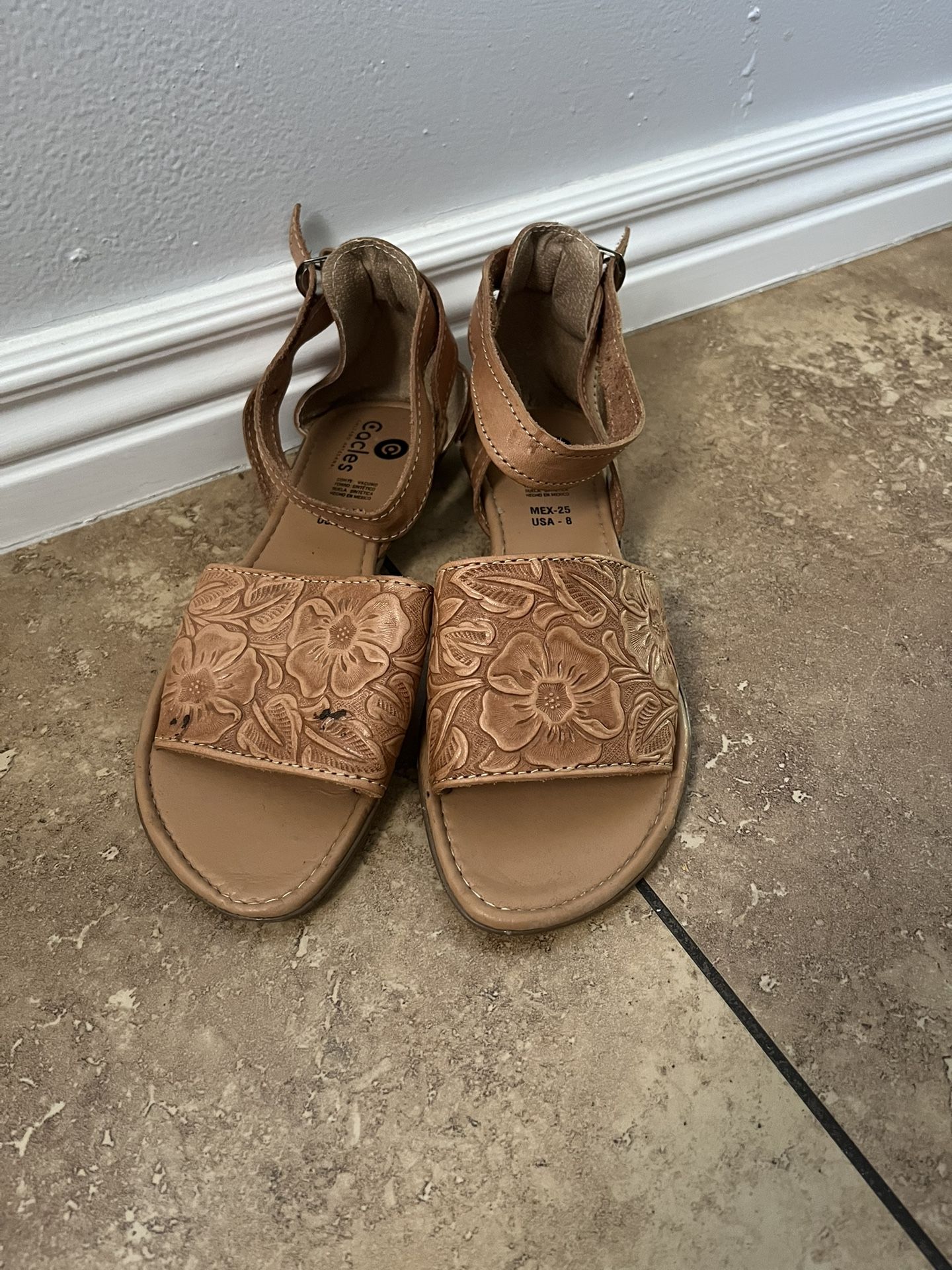 Handmade Women’s Leather Shoes/Zapatos