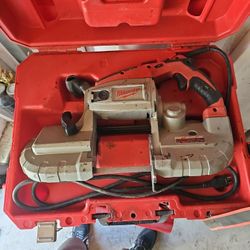 Milwaukee Deep Cut Electric Band Saw