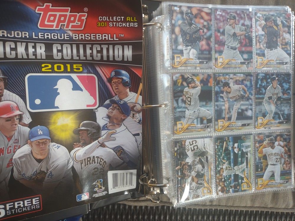 4 Large Books Of Baseball Cards 