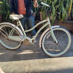 Huffy Beach Cruiser