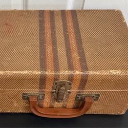 Small Vintage Case just $7 