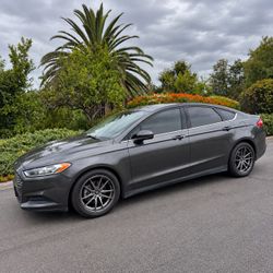 2015 Ford Fusion S