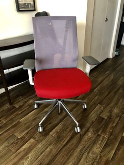 Ergonomic Rolling Office /Desk Chair — AMQ Solutions, Model: SIYA, Retail: $655
