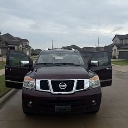Nissan Armada PLATINUM – BEST TRIM – Fully Loaded & Ready to Go 