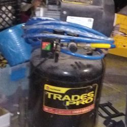 COMPRESSOR 