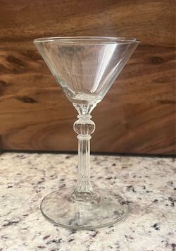 Assortment of wine/water/sherry glasses