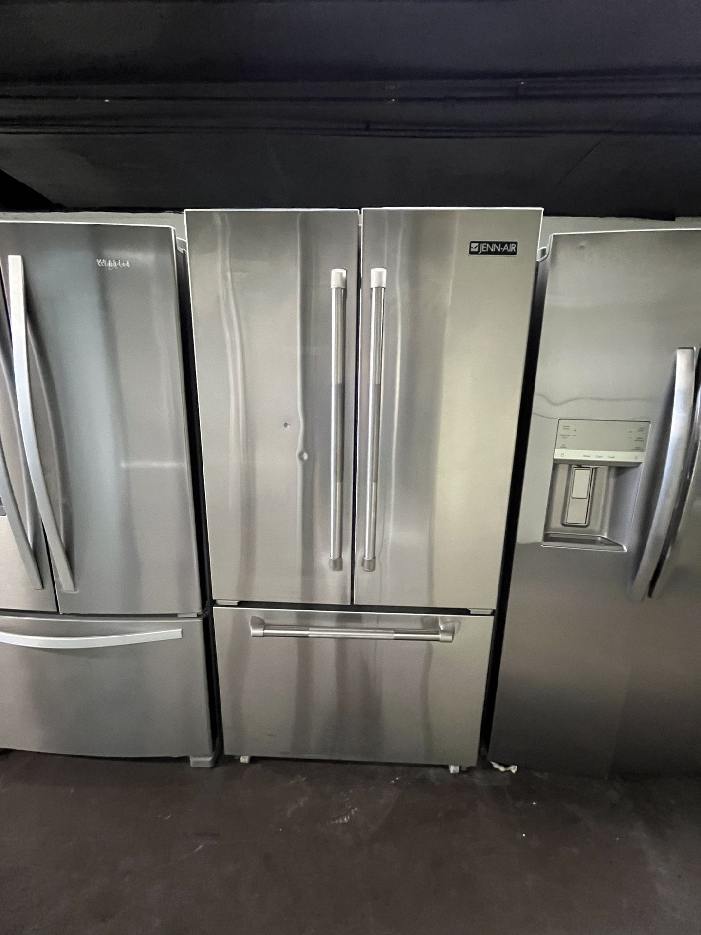 JENN AIR COUNTER DEPTH REFRIGERATOR 36”