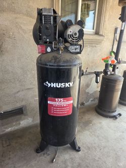 Air compressor