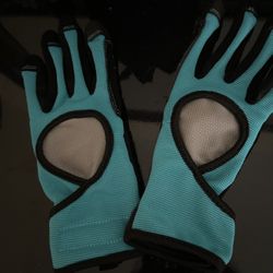 TRUE GRIP SAFETY GLOVES GENERAL PURPOSE  OR DIY PROJECTS