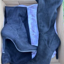 Jessica Simpson Knee-High Black Suede Boots – Excellent Condition