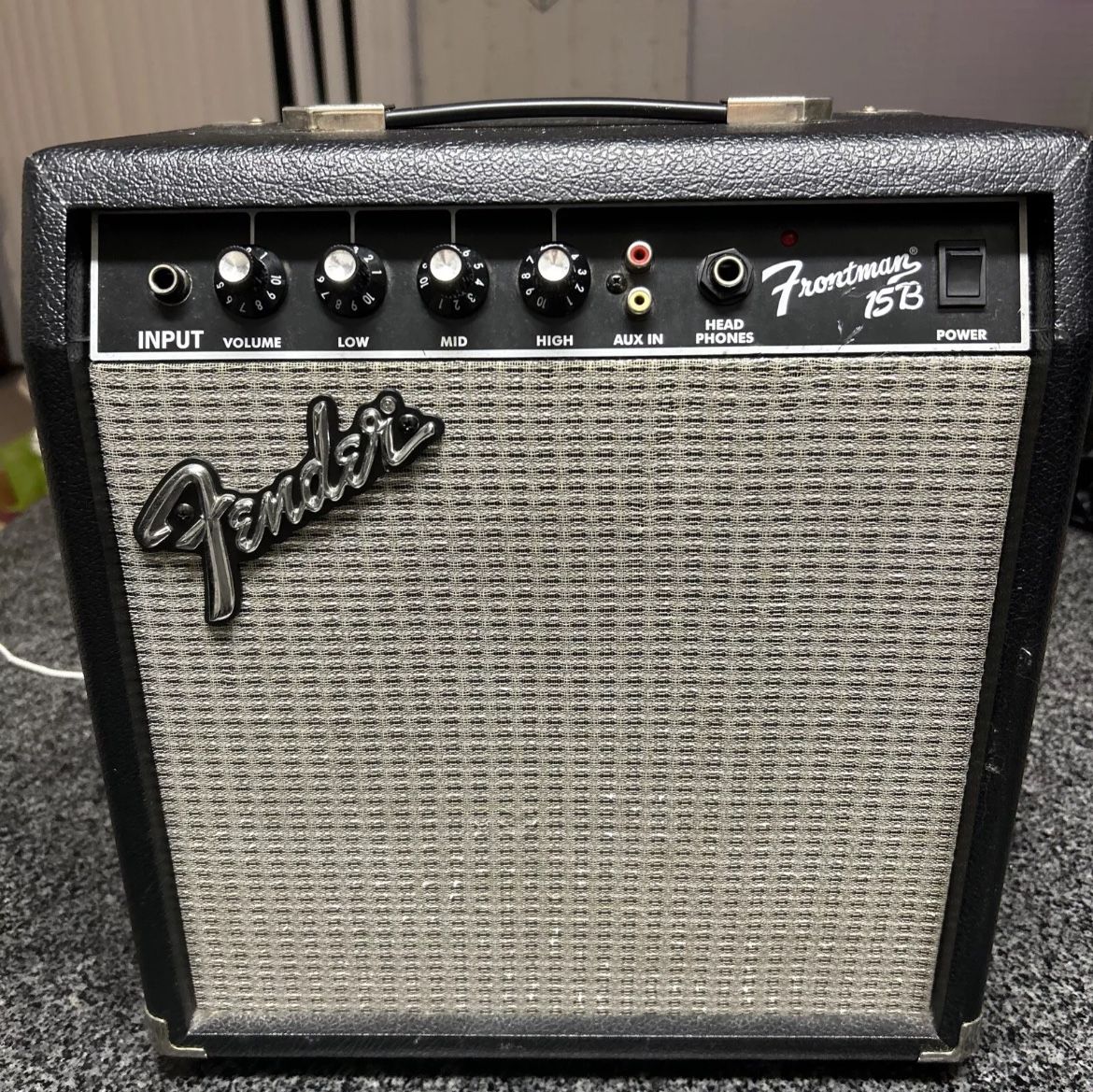 Fender Frontman 15B Amp Amplifier 15w Bass Combo 1x8 Guitar 