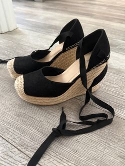 Women’s shoes