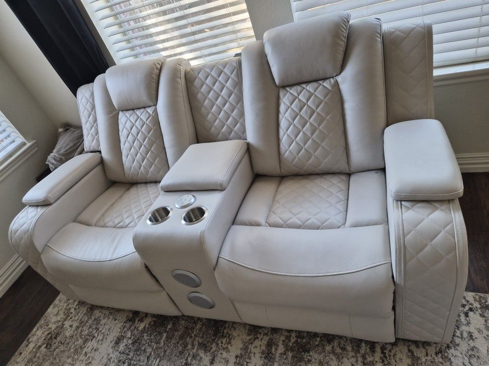 Light Gray Leather Couches, 5 Yr Warranty 