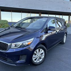 2018 Kia Sedona 