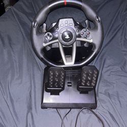 Gaming Sterling Wheel And Pedals 