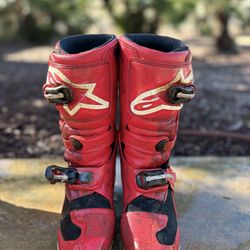 Youth Tech 7S Boots SIZE 6