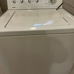 Kenmore Washer N Dryer Set 