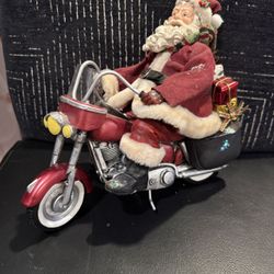 Clothique Santa Claus Collectibles 