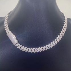 Moissanite Chain 