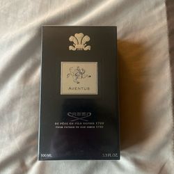 Creed Aventus 