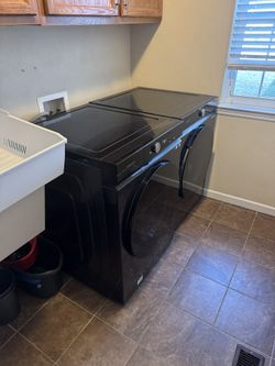 SAMSUNG ELECTRIC WASHER AND DRYER