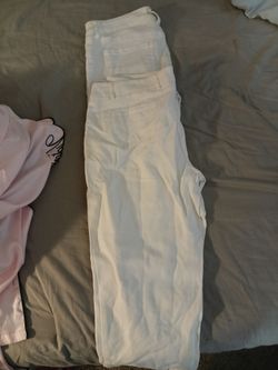 2 pairs of white girls pants