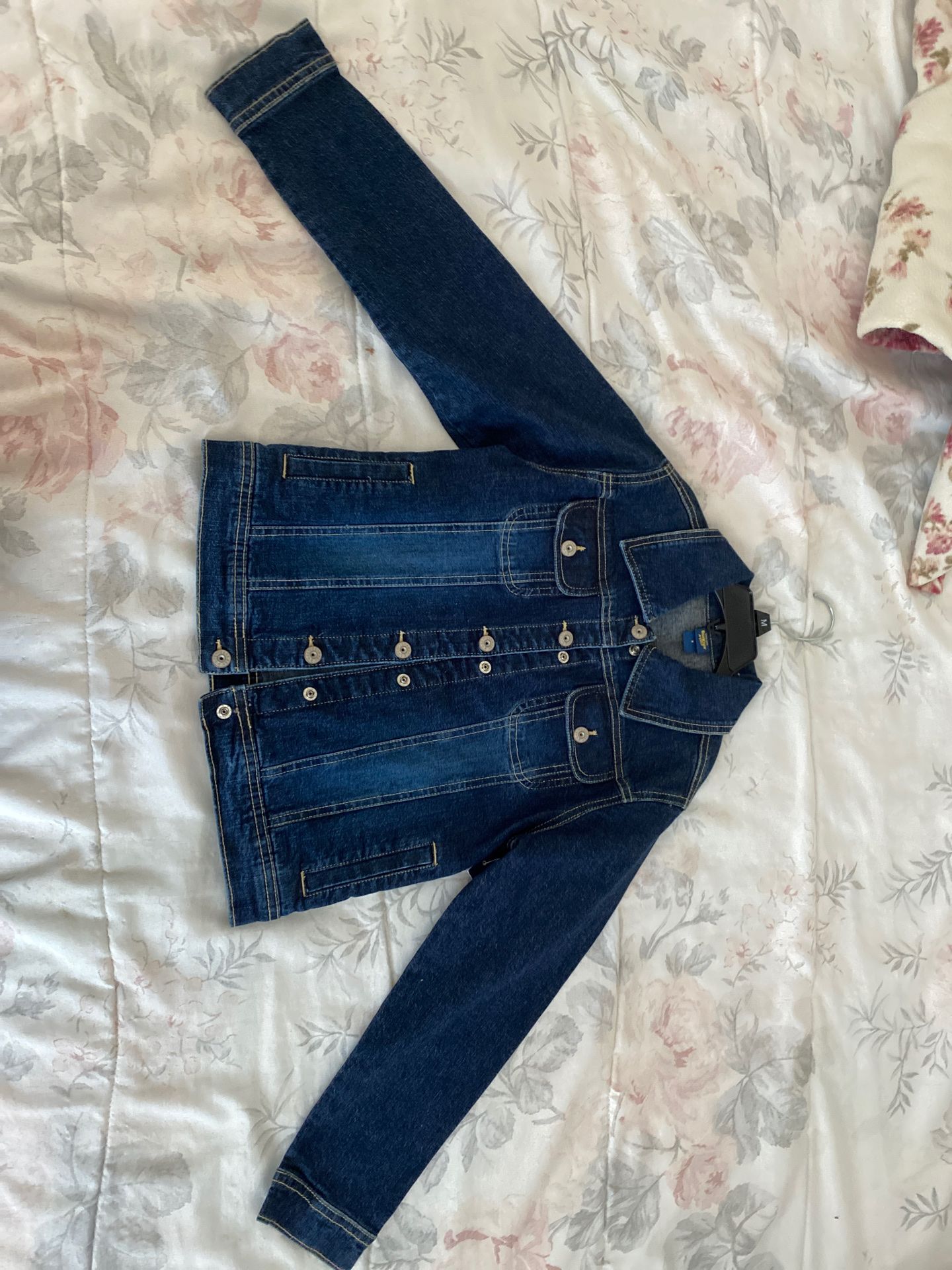 Dark blue jean jacket for girls