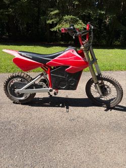 Razor MX500 electric dirt bike