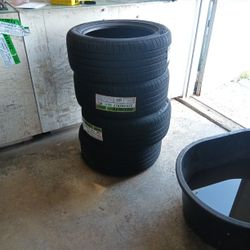 Brand New Set Of 4 225/50ZR17
