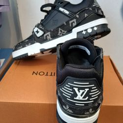 Lv Sneakers Size 9.5