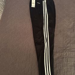 Women’s Adidas Pant And Under Amour Hoodie 