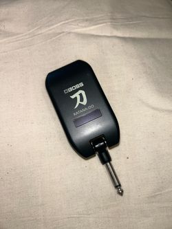 BOSS Katana-GO Pocket Guitar/Bass Headphone Amplifier - Great Condition!
