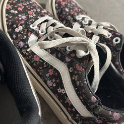 Vans size 8 women’s