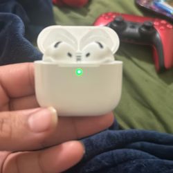 AirPod 4th Gen 