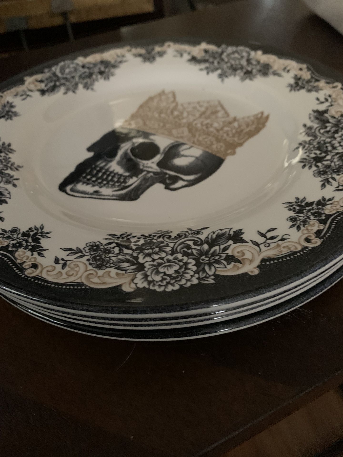 Royal Stafford Skull With Crown Plates Set Of 4