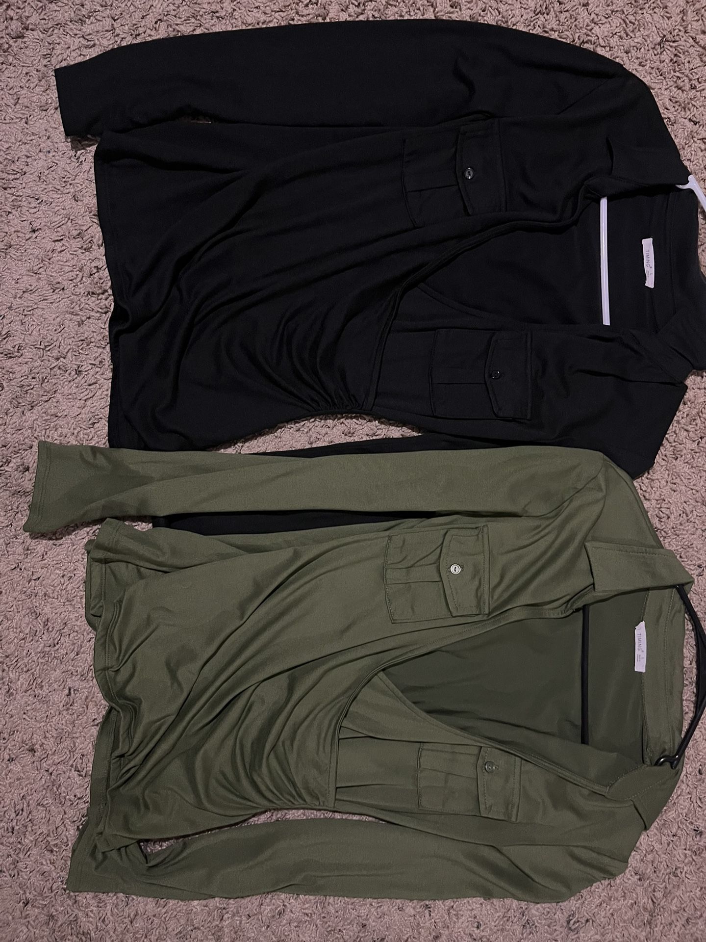 Large Women’s Longsleeve Shirts