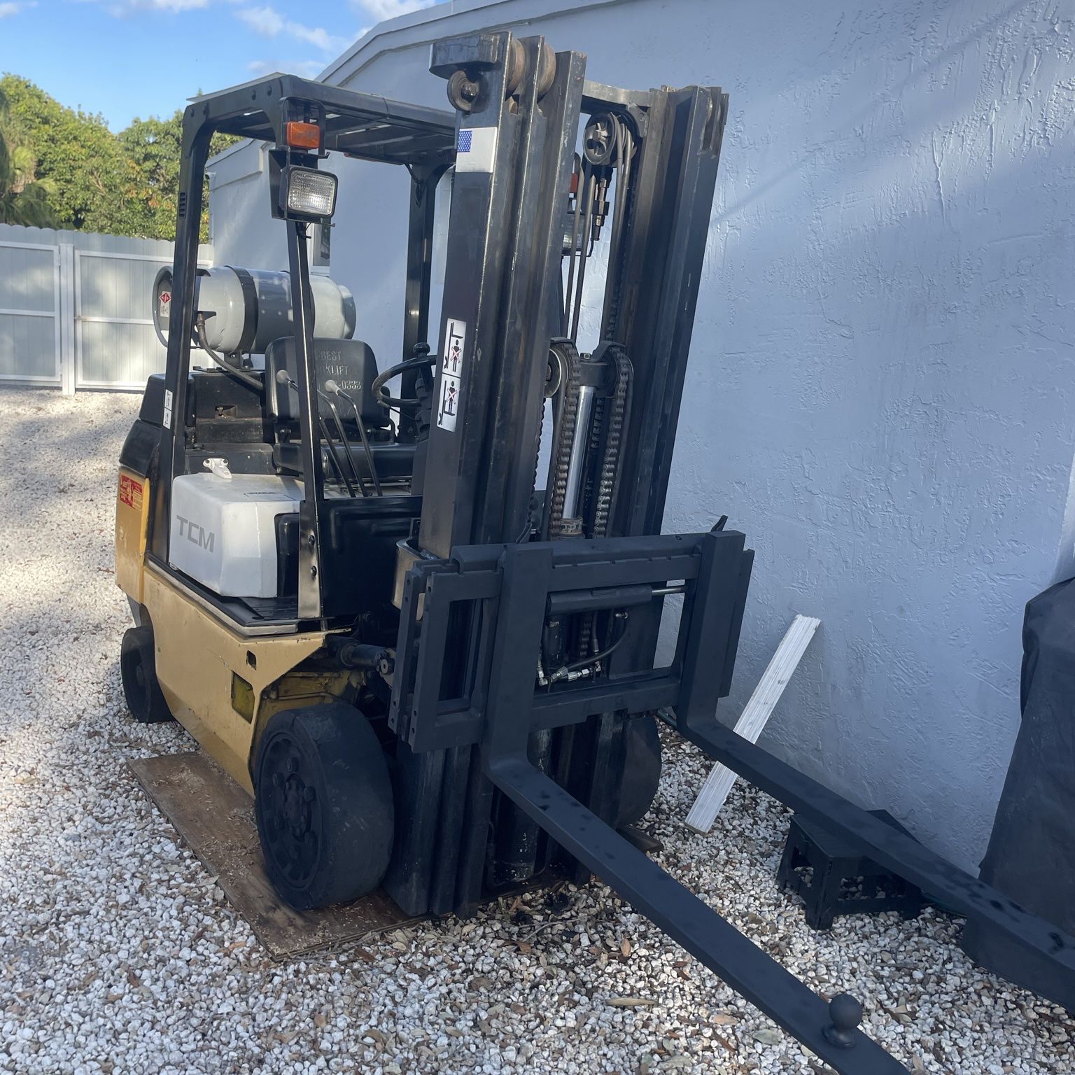 Forklift TCM 5000 Lb