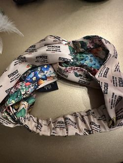 Gucci Floral Silk Monogram Head Scarf for Sale in Crystal City, CA - OfferUp