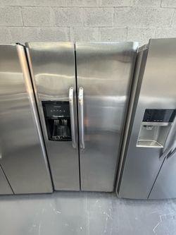 Frigidaire Refrigerator “33 ( Refrigeradores )